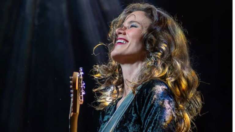 Ana Cañas faz homenagem a Rita Lee no Festival de Música de Americana, no mês de agosto ana-canas-faz-homenagem-a-rita-lee-no-festival-de-musica-de-americana,-em-agosto
