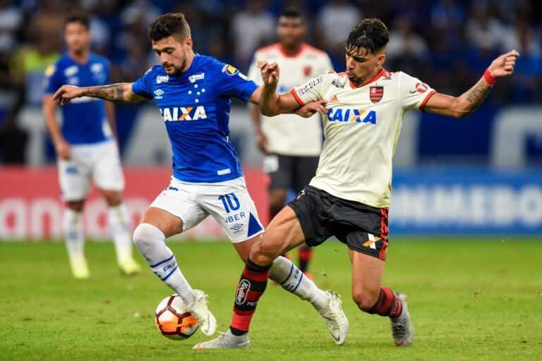 relembre-unico-encontro-entre-cruzeiro-e-flamengo-pela-libertadores