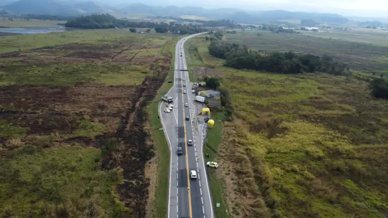 rajadas-de-vento-em-sp-exigem-atencao-redobrada-de-quem-esta-ao-volante